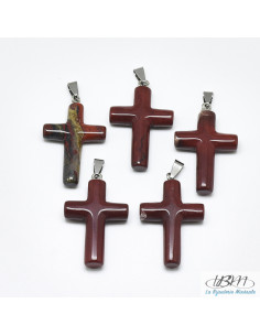 Croix en pendentif de jaspe rouge naturel massif de La Bijouterie Minérale 2