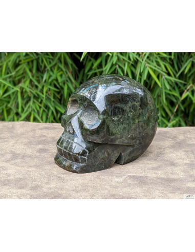 Crâne de labradorite massif taillé main 4.103 Kg d'environ 20 cm de La Bijouterie Minérale