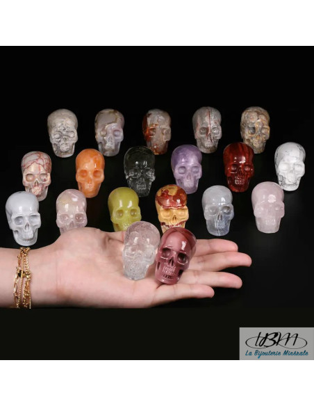 Crânes en pierres massives de 5 cm par La Bijouterie Minérale Crânes en pierres massives de 5 cm par La Bijouterie Minérale