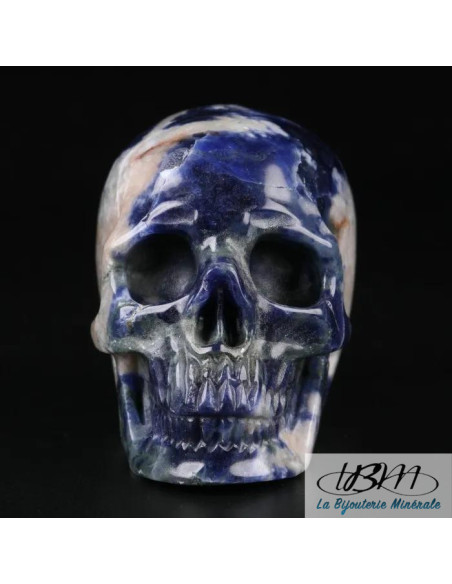 Crâne en Sodalite massif de 5 cm par La Bijouterie Minérale Crâne en Sodalite massif de 5 cm par La Bijouterie Minérale