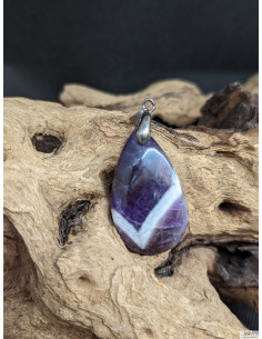 Pendentif en améthyste chevron de 39.5 * 23.1 mm de forme goutte de La Bijouterie Minérale