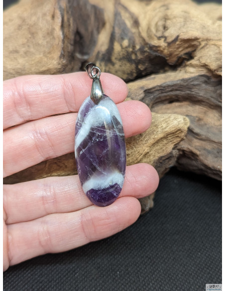 Pendentif en améthyste chevron de 42.2 * 19.2 mm de forme ovale de La Bijouterie Minérale