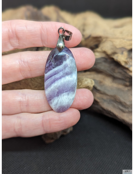 Pendentif en améthyste chevron de 39.1 * 19.4 mm de forme ovale de La Bijouterie Minérale