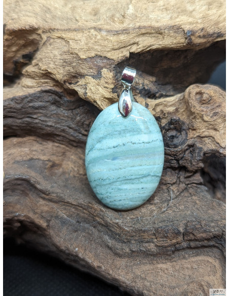 Pendentif de Calcédoine Saturne de 29.5 * 21 mm par La Bijouterie Minérale