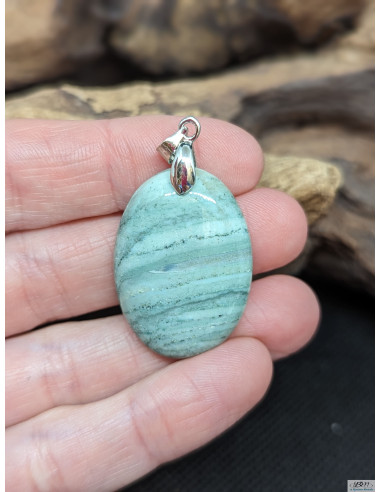 Pendentif de Calcédoine Saturne de 29.5 * 21 mm par La Bijouterie Minérale