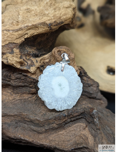 Pendentif en quartz solaire naturel de 27.3 x 24.8mm de La Bijouterie Minérale