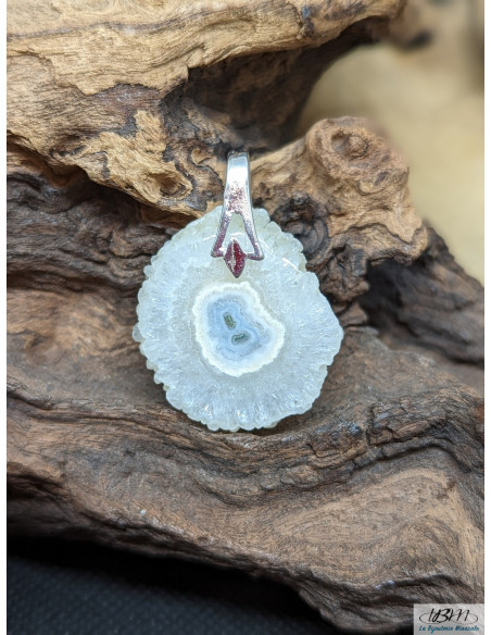 Pendentif en quartz solaire naturel de 27.4 x 25.6 mm de La Bijouterie Minérale