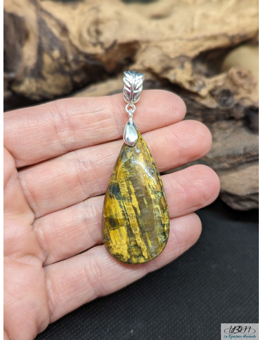 Pendentif cabochon de Mellite naturelle de 40.9 x 21.2 mm de La Bijouterie Minérale