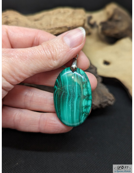 Pendentif cabochon de Malachite naturelle de 39 x 25.1 mm de La Bijouterie Minérale