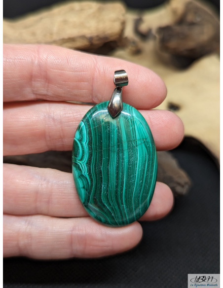 Pendentif cabochon de Malachite naturelle de 39.8 x 26.7 mm de La Bijouterie Minérale