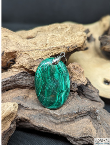 Pendentif cabochon de Malachite naturelle de 41.4 x 27.7 mm de La Bijouterie Minérale