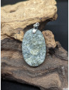 Pendentif en Labradorite de 36.7*24.1 mm de finition druze de La Bijouterie Minerale