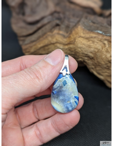 Pendentif cabochon en Jaspe Cobra bleu de 30.2 x 18.1 mm de La Bijouterie Minérale