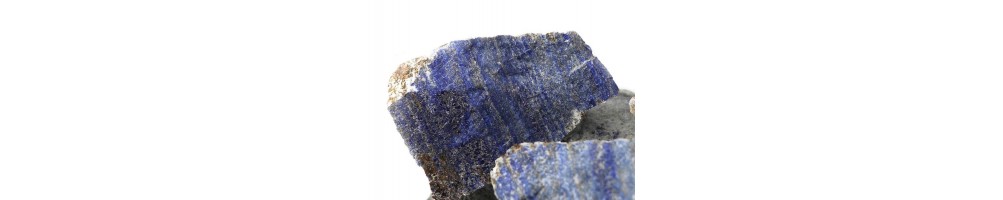 Pierre de Lapis-lazuli • Vue par La Bijouterie Minérale • vente de minéraux et bijoux en pierre naturelle